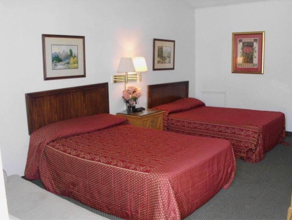 Underwood Motel Bagian luar foto